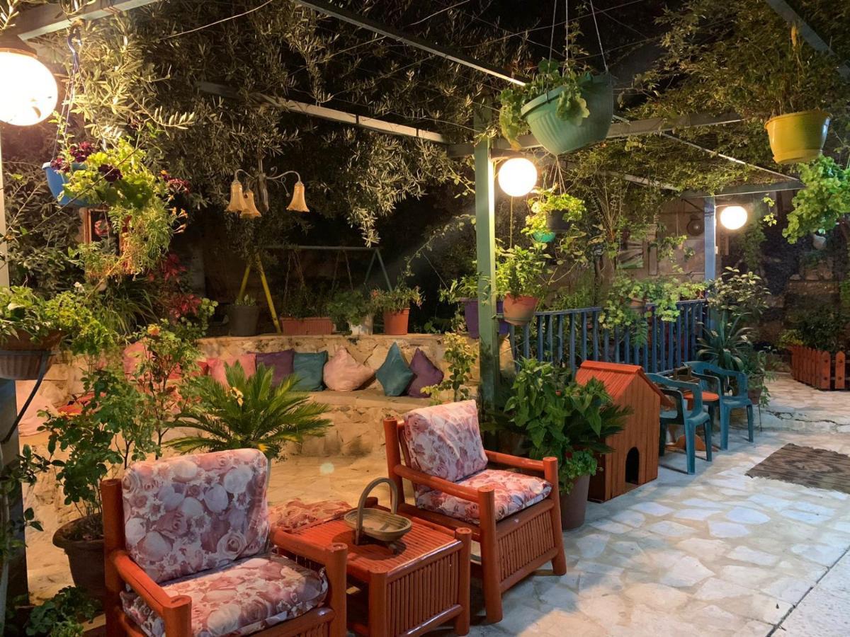 بيت الطبيعة Nature House Jarash Bagian luar foto
