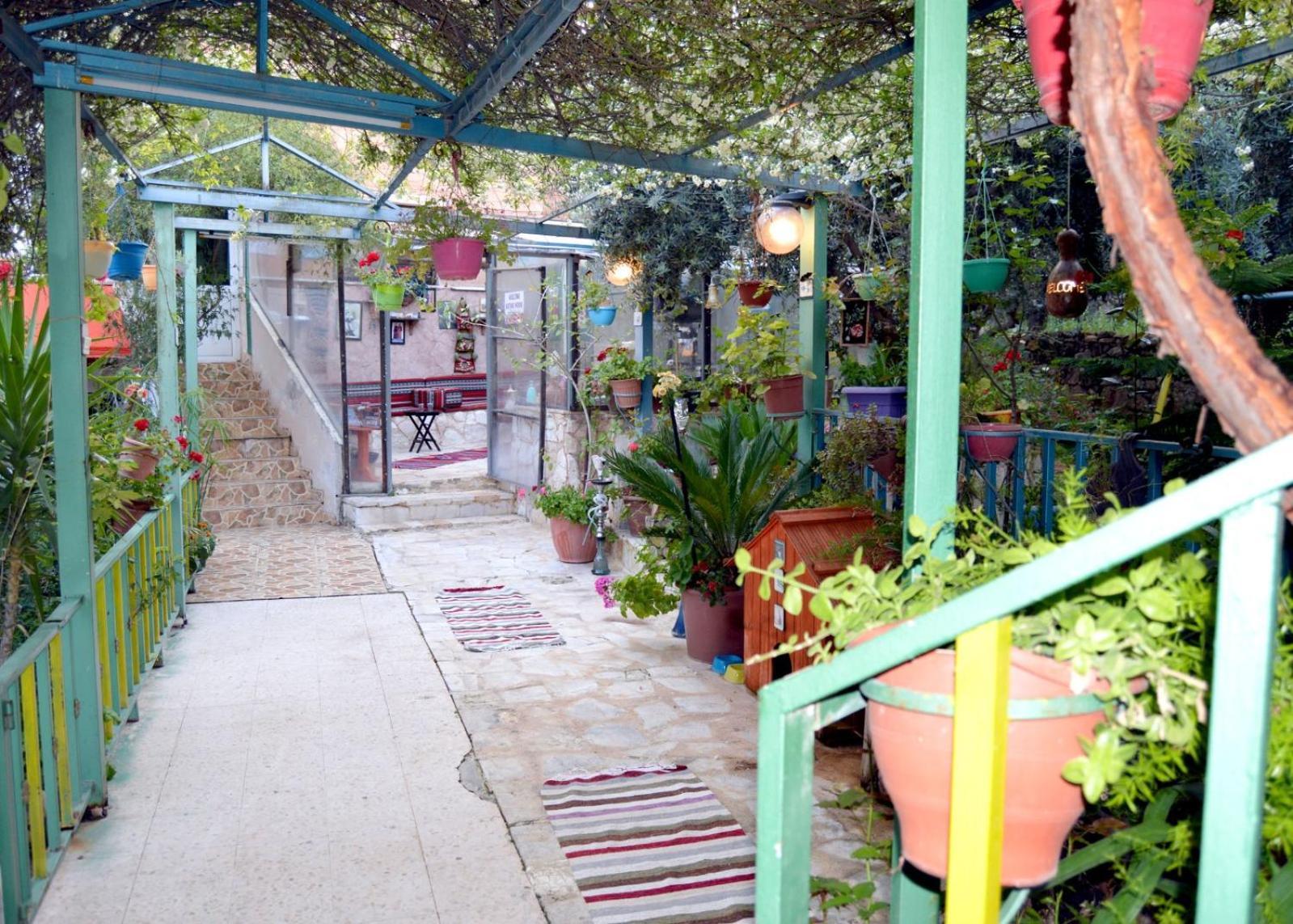 بيت الطبيعة Nature House Jarash Bagian luar foto
