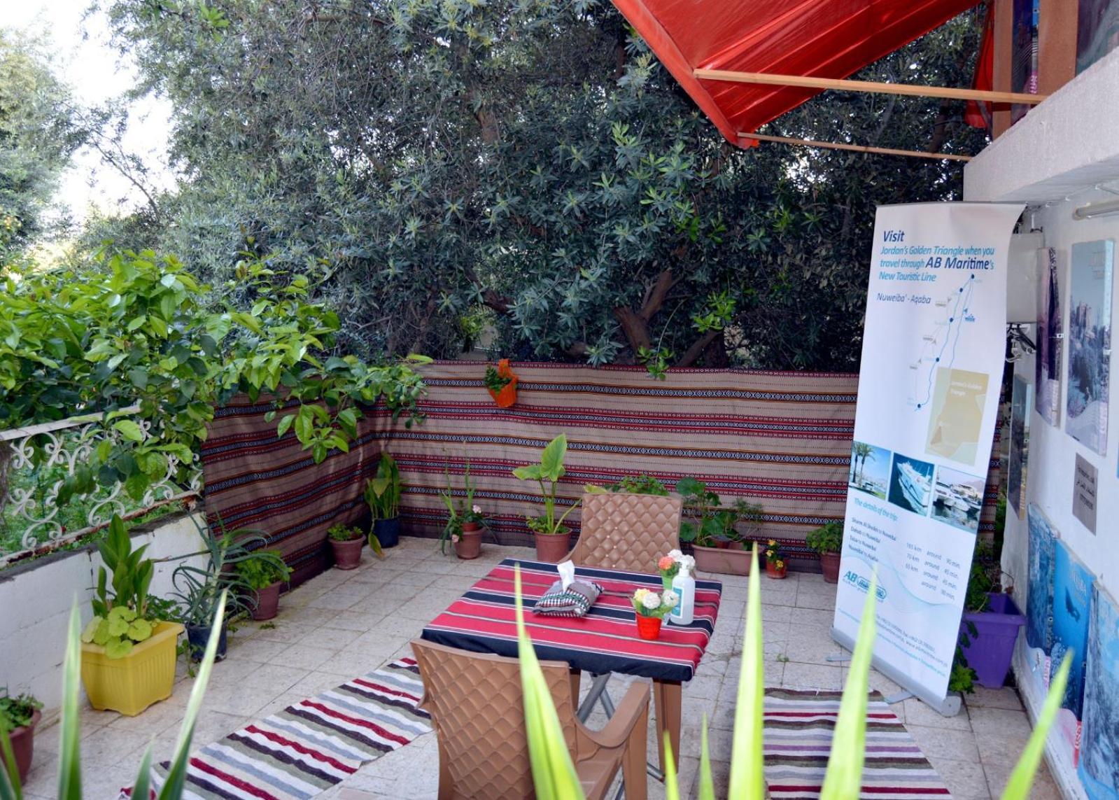 بيت الطبيعة Nature House Jarash Ruang foto